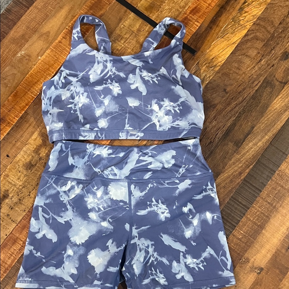 Zella Kids Matching Set in Blue and White